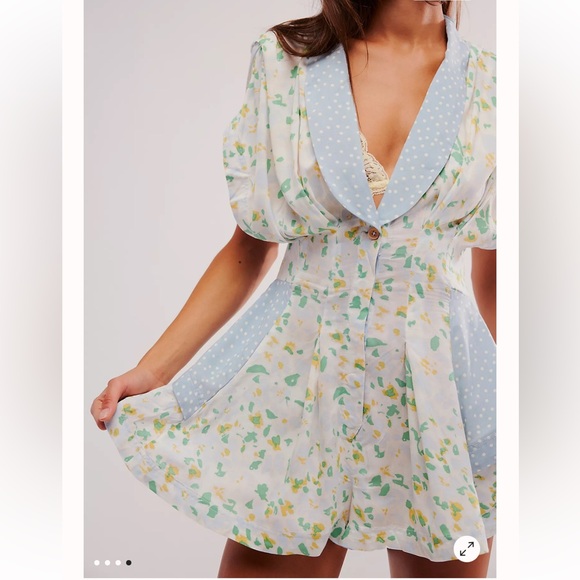 Floral Blue and White Dress - Picture 4 of 7